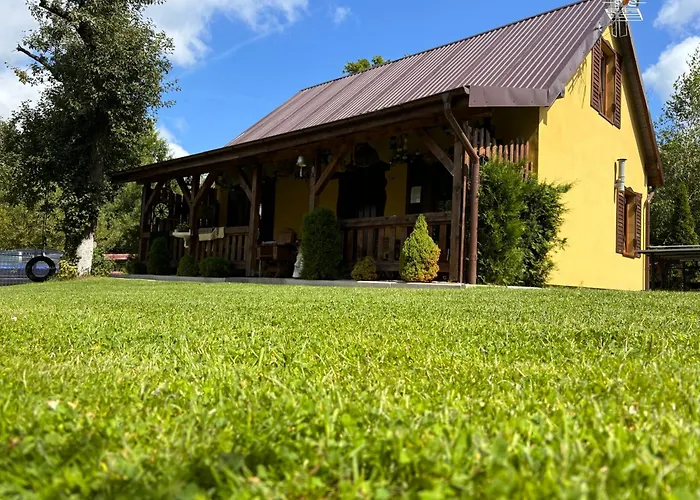 Domki Bialogarda Prázdninový dům *